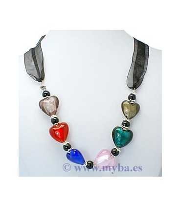 COLLAR ORGANZA CORAZONES Y PERLAS COLORES