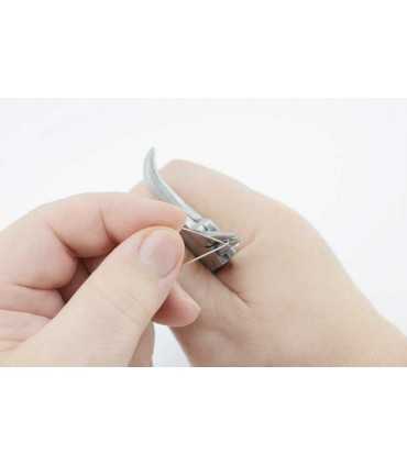 ALICATES PUNTA REDONDA Y MEDIA CAÑA CURVA EN 1