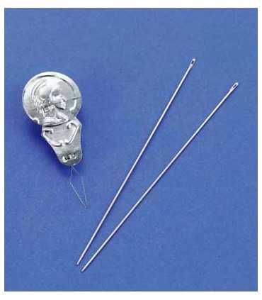 SET DOS AGUJAS RÍGIDAS 7,5 CM MÁS ENHEBRADOR