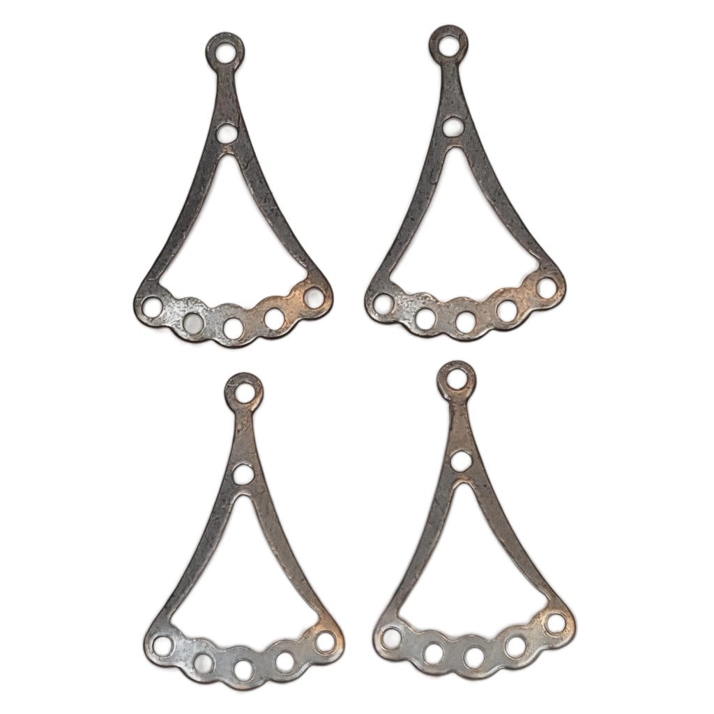 TRIÁNGULO 1, 5 TALADROS 23 x 15 mm 4 UNIDADES : Acabado:Baño Plata Antigua